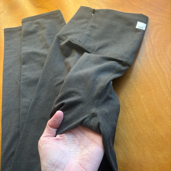 Vuori Clean Elevation Leggings - Picture 2 of 4